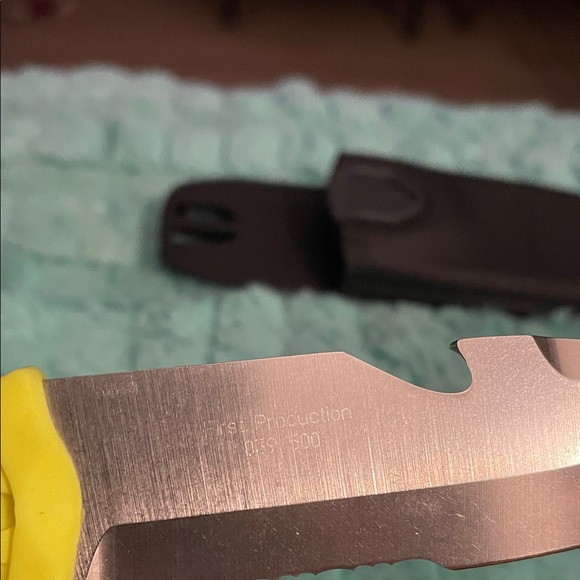 Benchmade Dive Knife - Picture 7 of 16